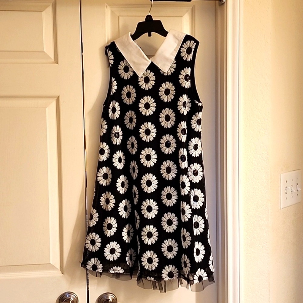 Girls dress